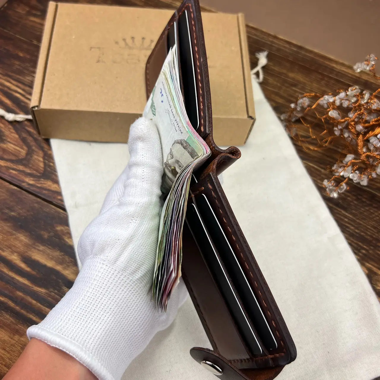 Handmade Leather Money Clip Wallet with Hidden Pockets and Snap Button - Tsar Art