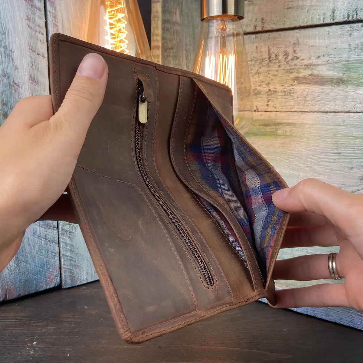 Brown Crazy Horse Leather Long Wallet – Slim Bifold for Full-Length Cash & Cards