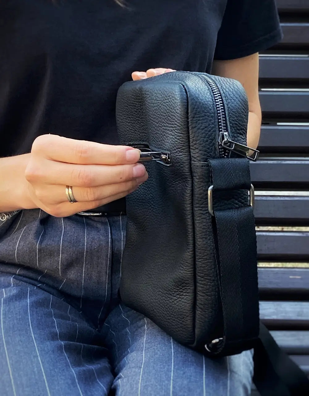 Black Flotar Leather Minimalist Vertical Crossbody Bag
