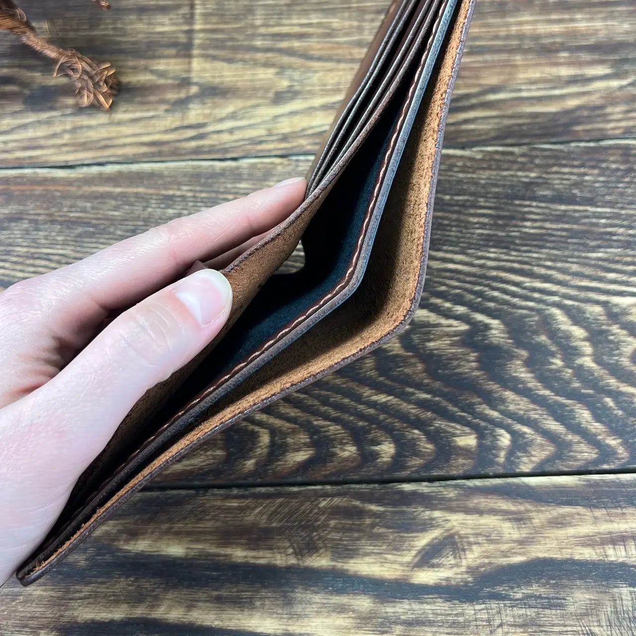 Classic Leather Bifold Wallet with Coin Pocket and Snap Closure - Hand Stitched - Tsar Art