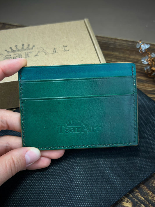 Hand-Dyed Green Leather Cardholder – Slim Hand-Stitched Wallet