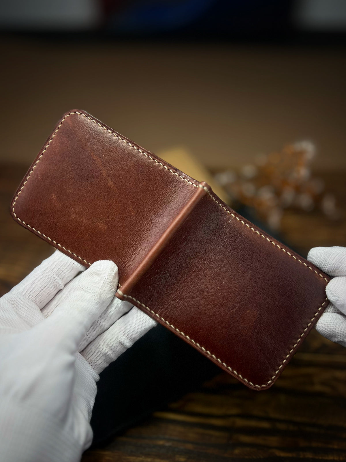 Wax-Finished Cognac Pueblo Leather Money Clip – Beige Hand-Stitched Wallet