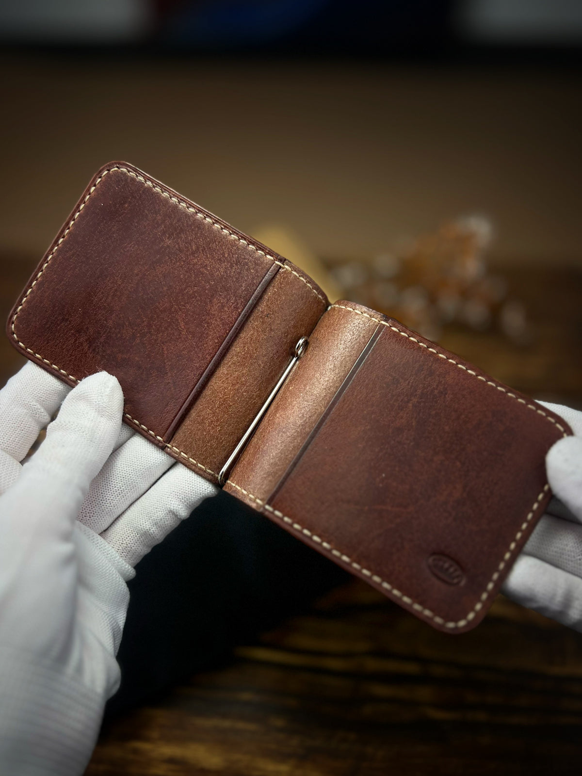 Wax-Finished Cognac Pueblo Leather Money Clip – Beige Hand-Stitched Wallet