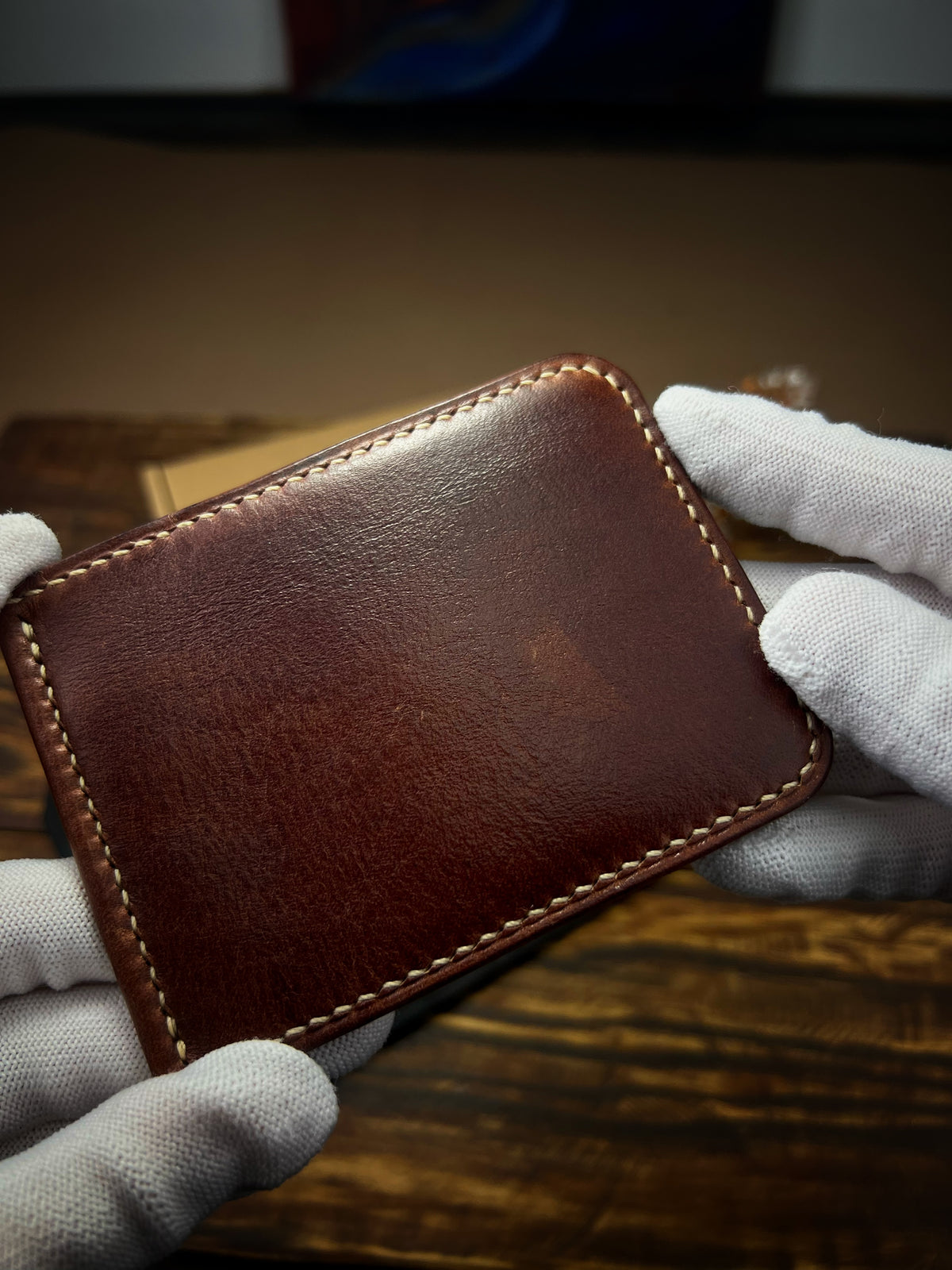 Wax-Finished Cognac Pueblo Leather Money Clip – Beige Hand-Stitched Wallet
