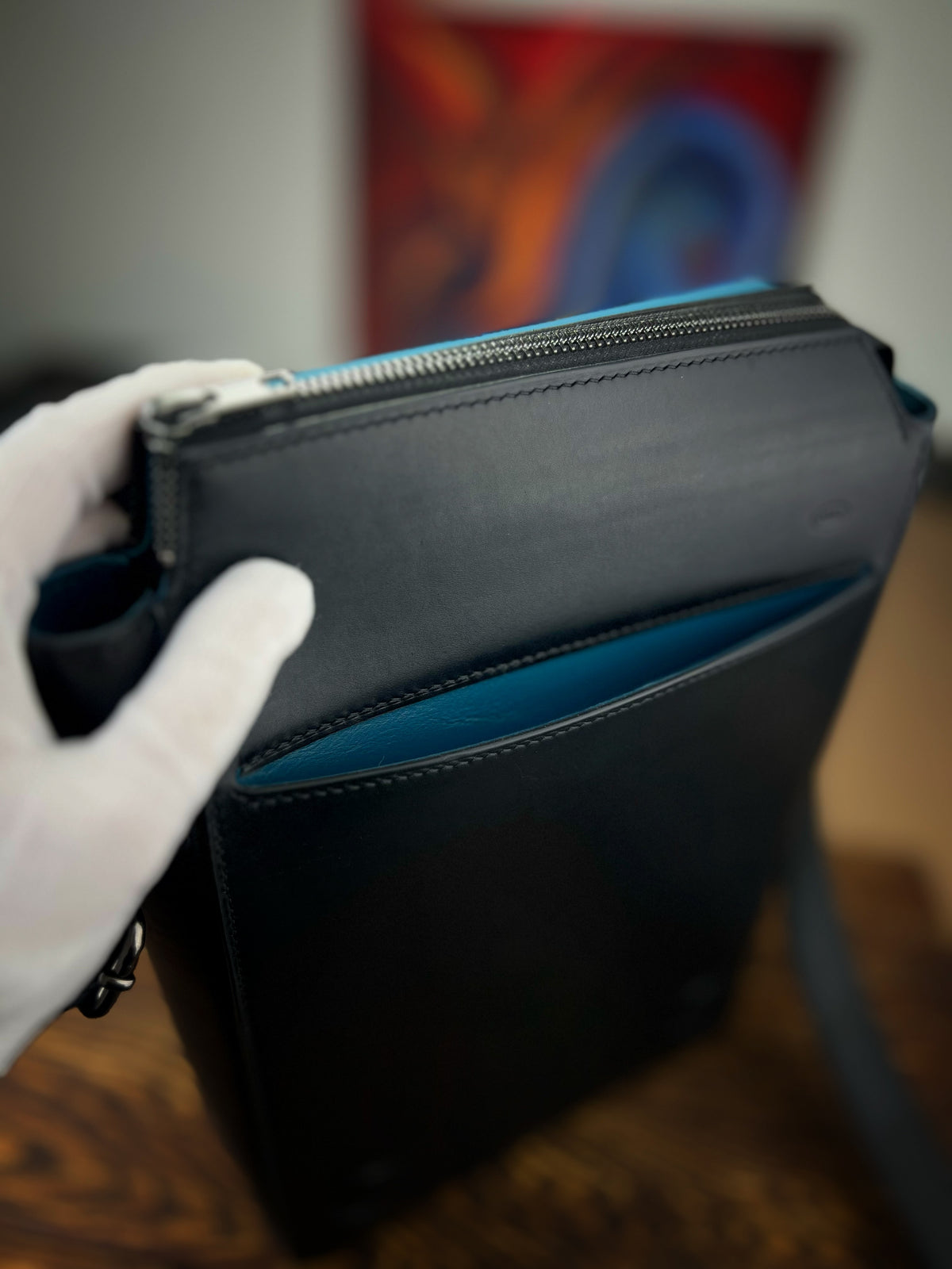 1-of-1 Hand-Painted Benjamin Franklin Pop Art Leather Shoulder Bag – Exclusive Artwork Object