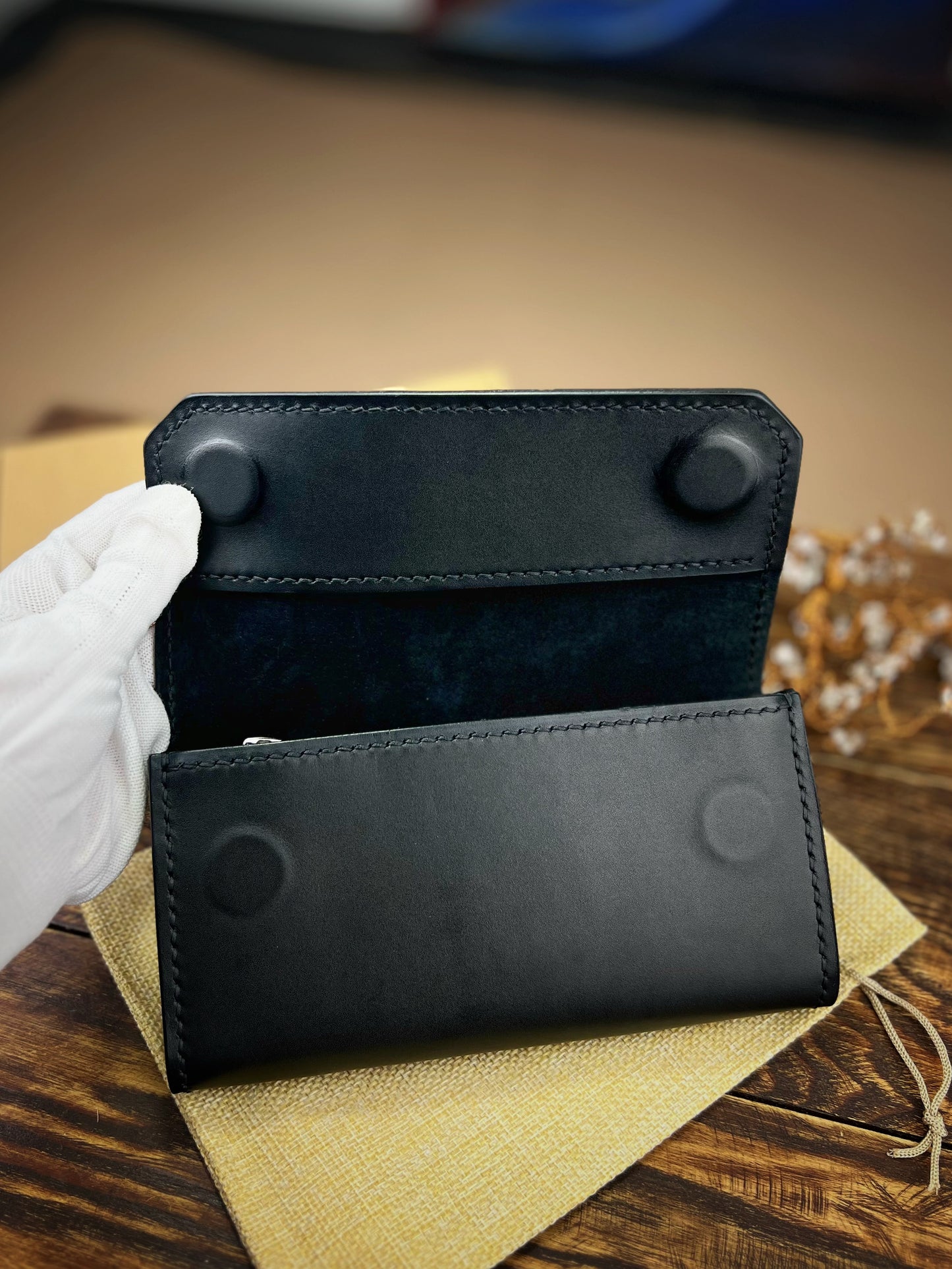 Handmade Leather Clutch Wallet with Magnetic Closure - Tsar Art